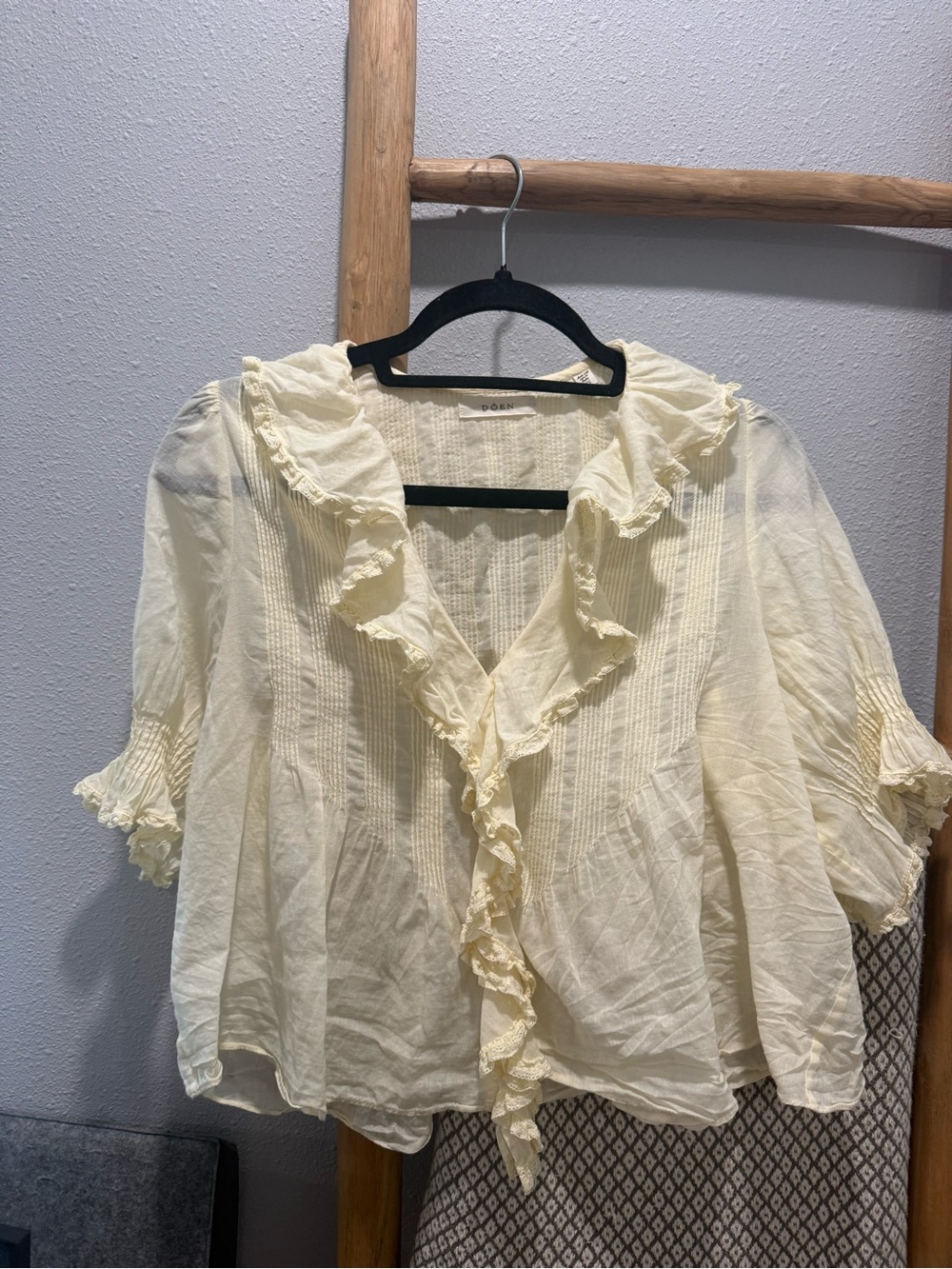 DOEN L Ruffled V-Neck Women's Blouse in Cream Citron